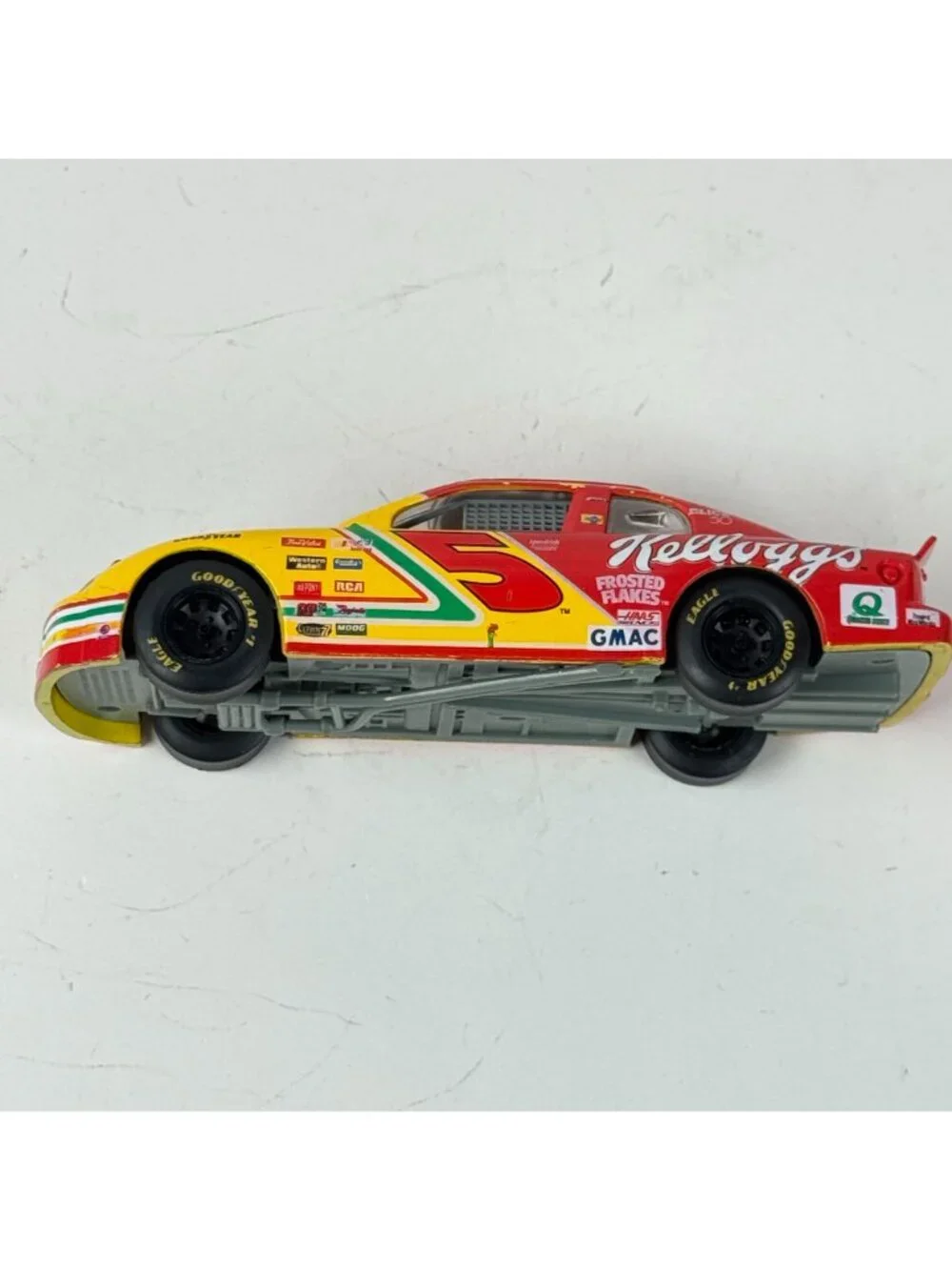 1997 Racing Champions Terry Labonte #5 Kellogg’s Monte Carlo 1:24 Diecast